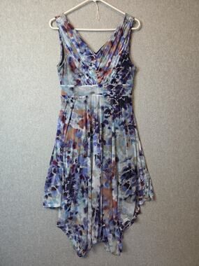 Simply Vera Vera Wang Blue Floral Handkerchief Knee Length Dress Women's Medium
